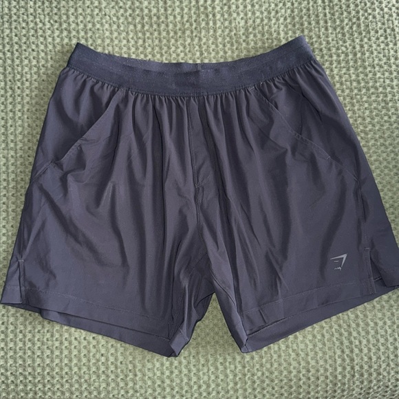 Gymshark studio short - Picture 1 of 3